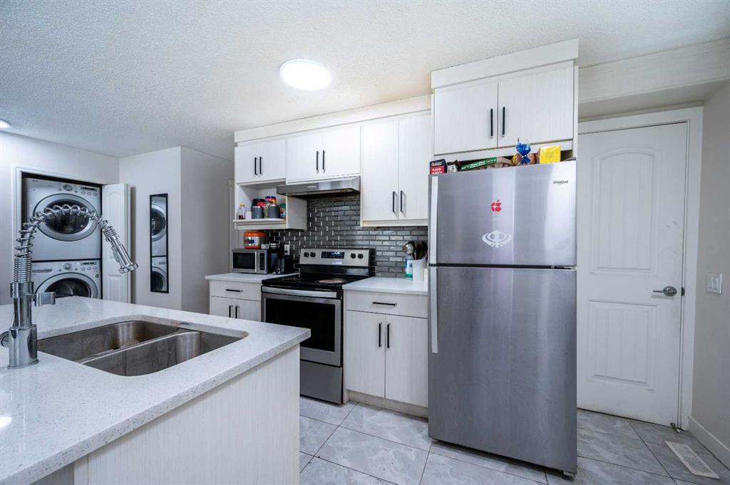 Additional image 3 of 72 Faldale Close NE, Calgary, AB, T3J 1V9