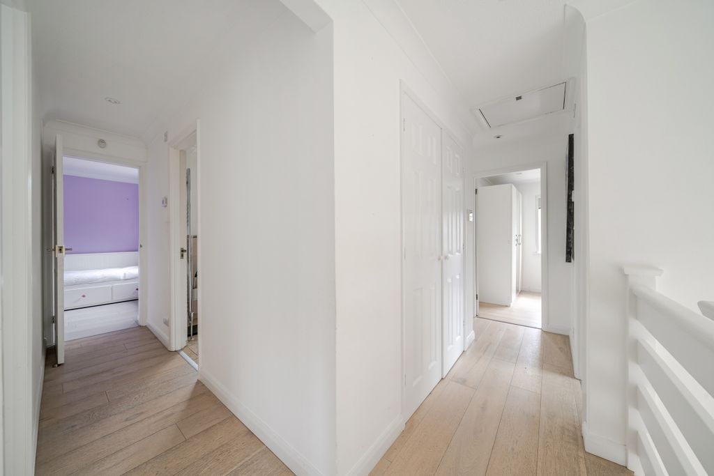 Additional image 9 of 5 bed detached house to rentDrummond Close, Haywards Heath RH16