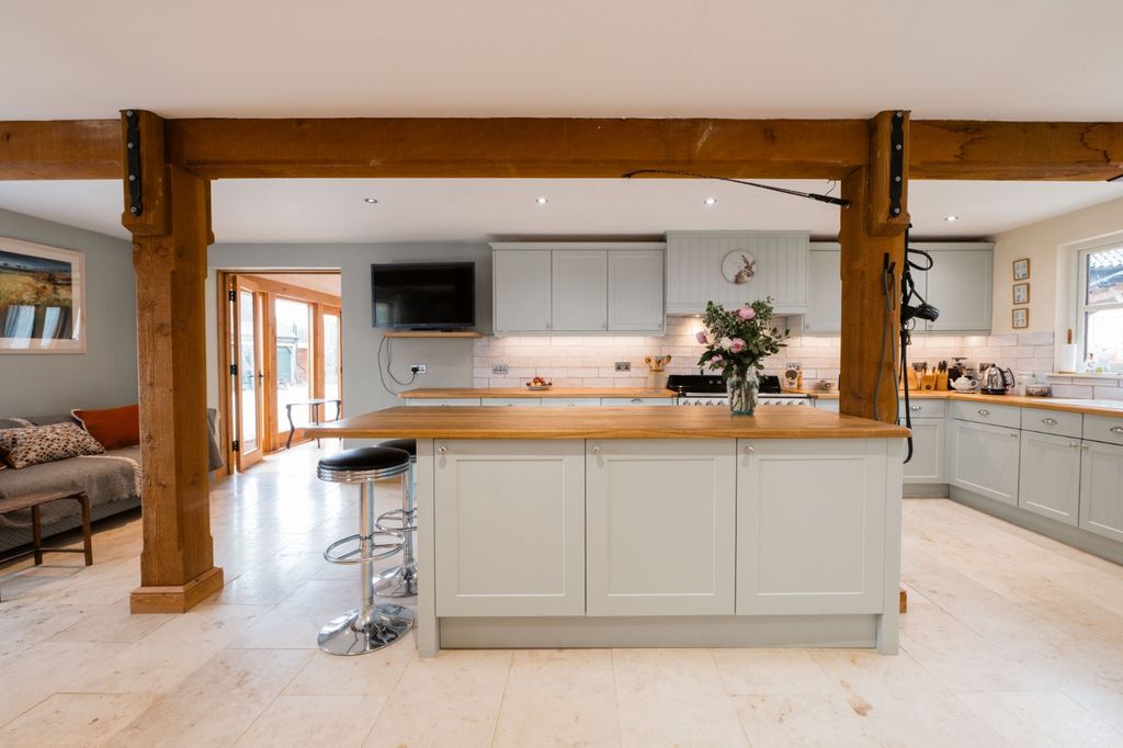 Additional image 12 of 4 bed equestrian for saleCollege Farm Road, Belton In Rutland, Oakham, Rutland LE15