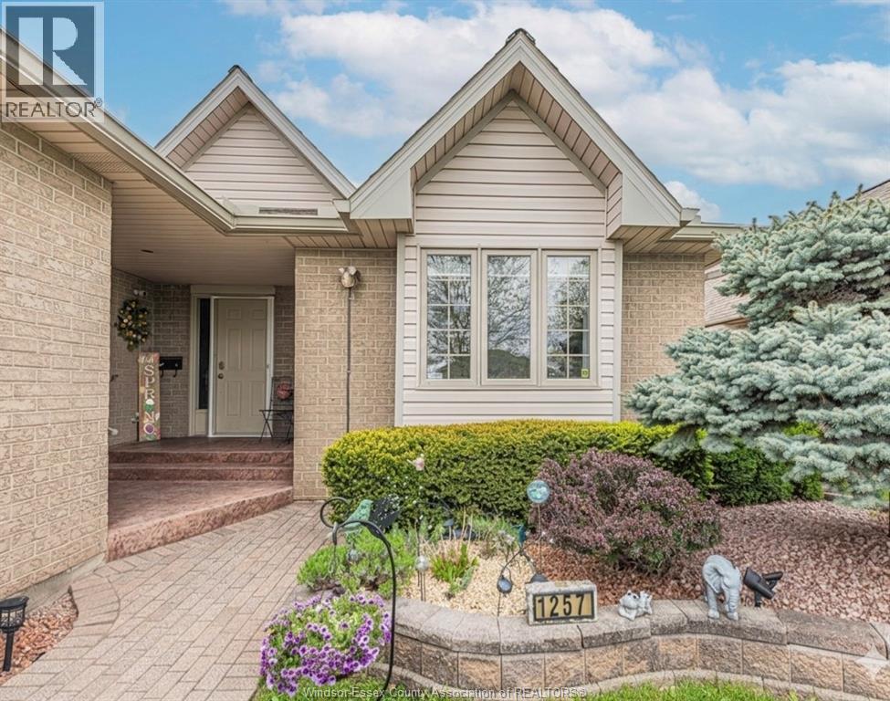 1257 Imperial , Windsor, ON, N9G2T5 photo 2