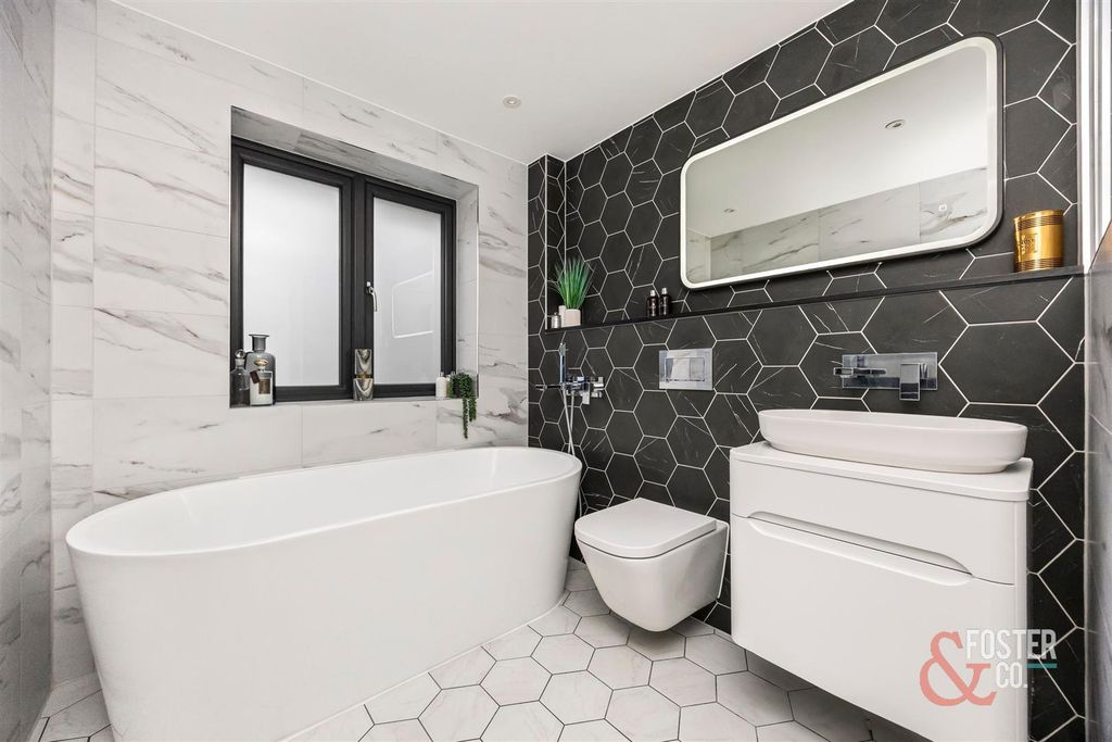 Additional image 10 of 4 bed detached house to rentColebrook Road, Brighton BN1