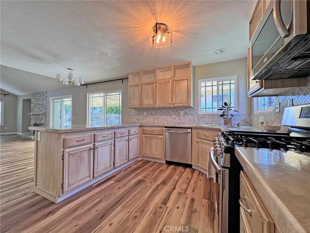Additional image 15 of 10575 Teakwood Way, Adelanto, CA 92301