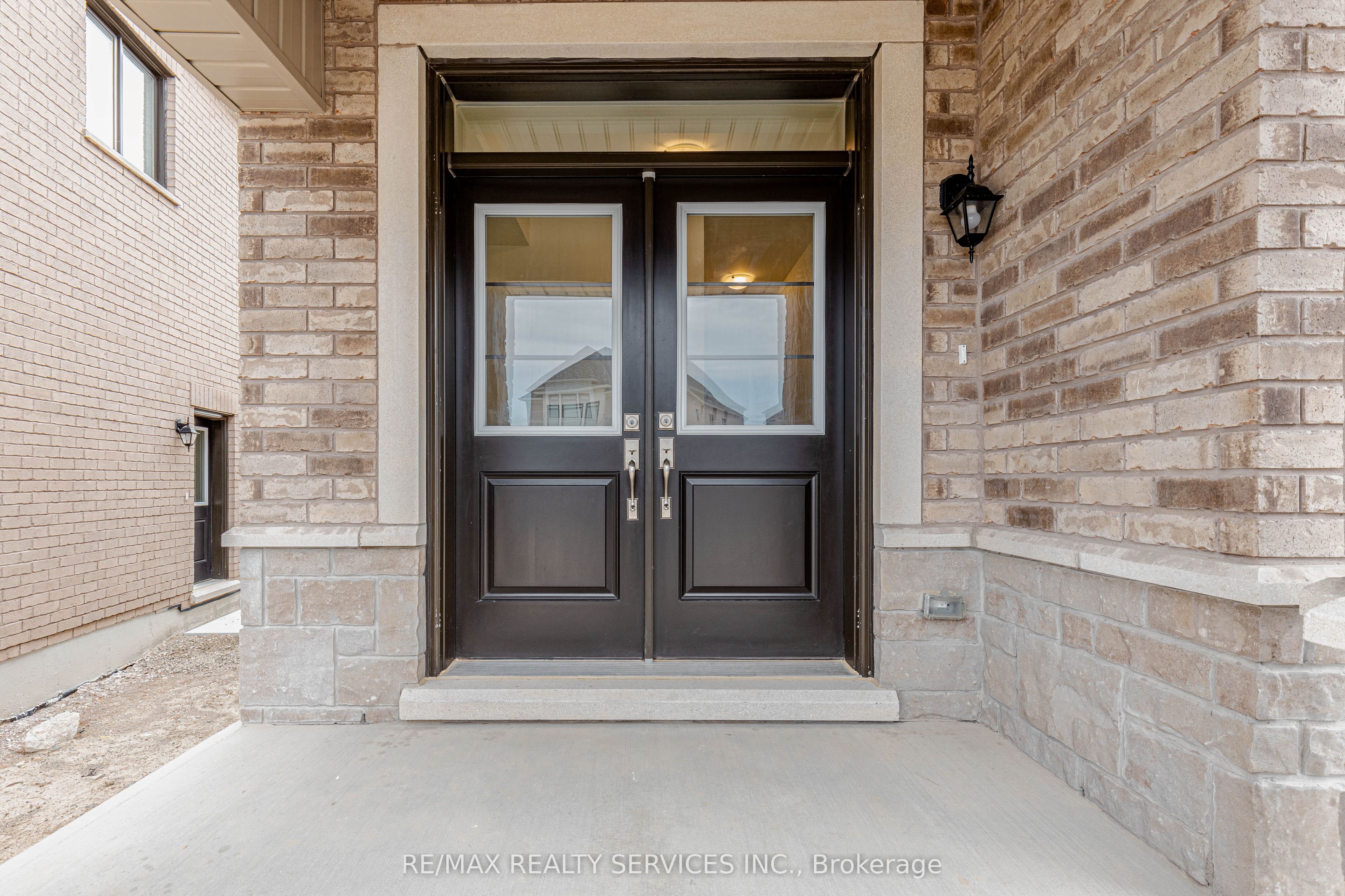 66 Circleview Crescent, Brampton, ON, L6Y 6M3 photo 2