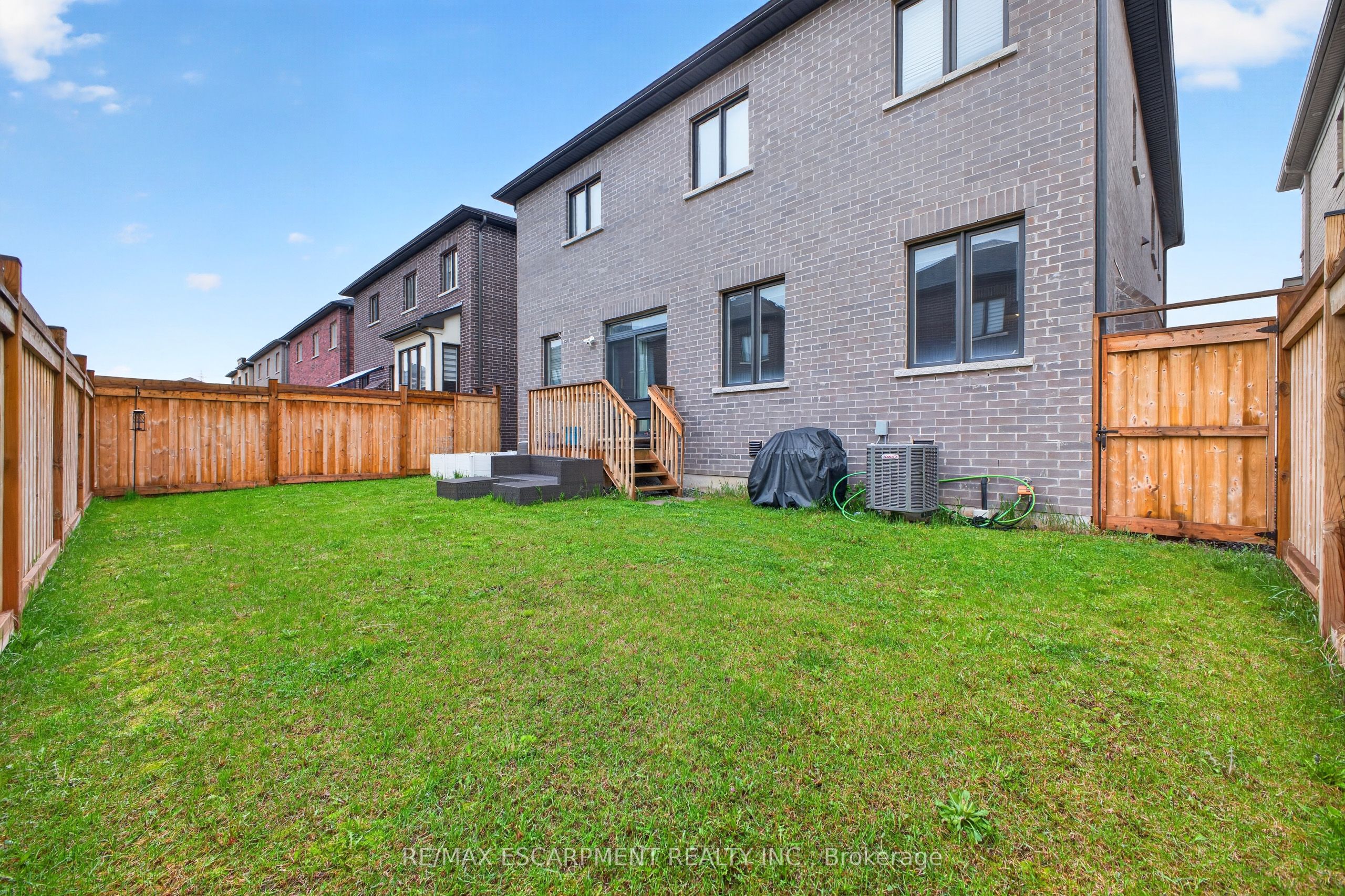 Additional image 5 of 20 Zimmerman Gardens, Hamilton, ON, L8B 1Y9