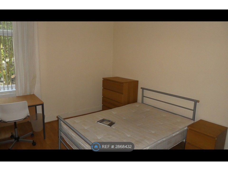5 bed flat to rentHmo Licensed - Bentinck Street, Glasgow G3 photo 5