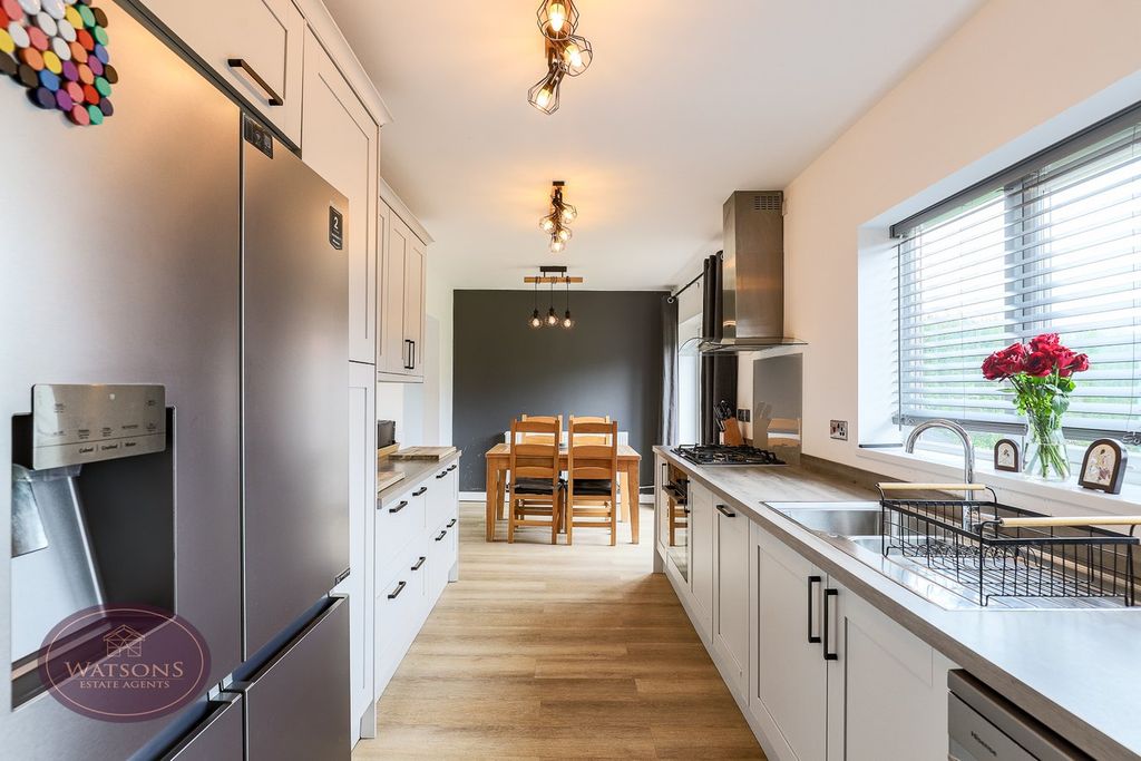 Additional image 6 of 3 bed semi-detached house for saleManor Road, Eastwood, Nottingham NG16