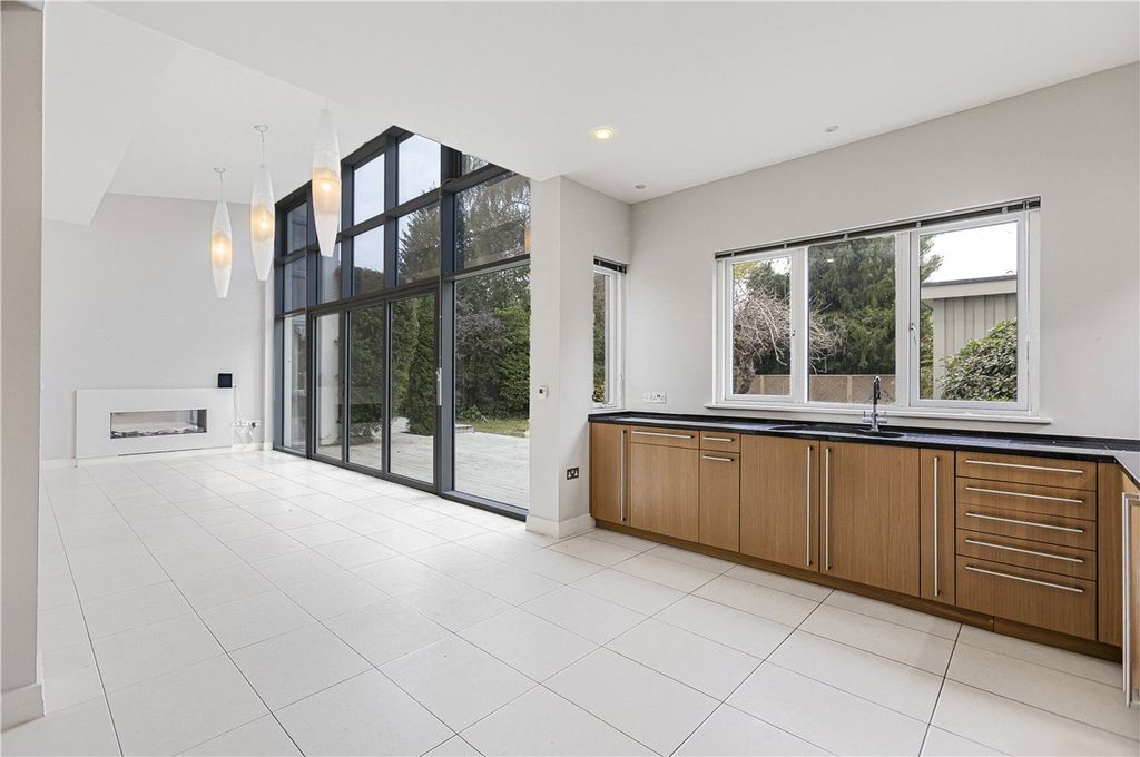 Additional image 2 of 6 bed detached house to rentWoodstock Road, Oxford, Oxfordshire OX2