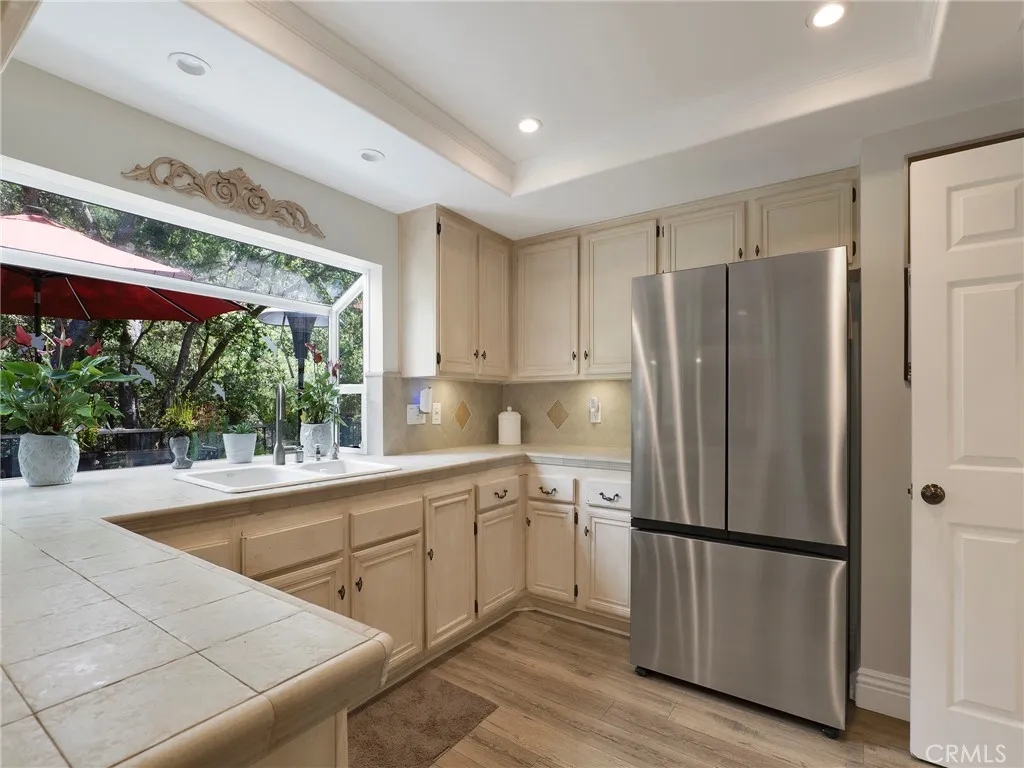 Additional image 51 of 796 N Valley Dr, Westlake Village, CA 91362
