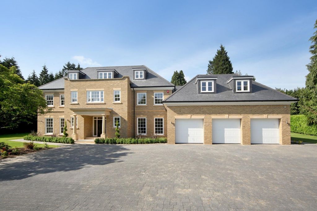 6 bed detached house to rentChobham Road, Sunningdale, Ascot, Berkshire SL5