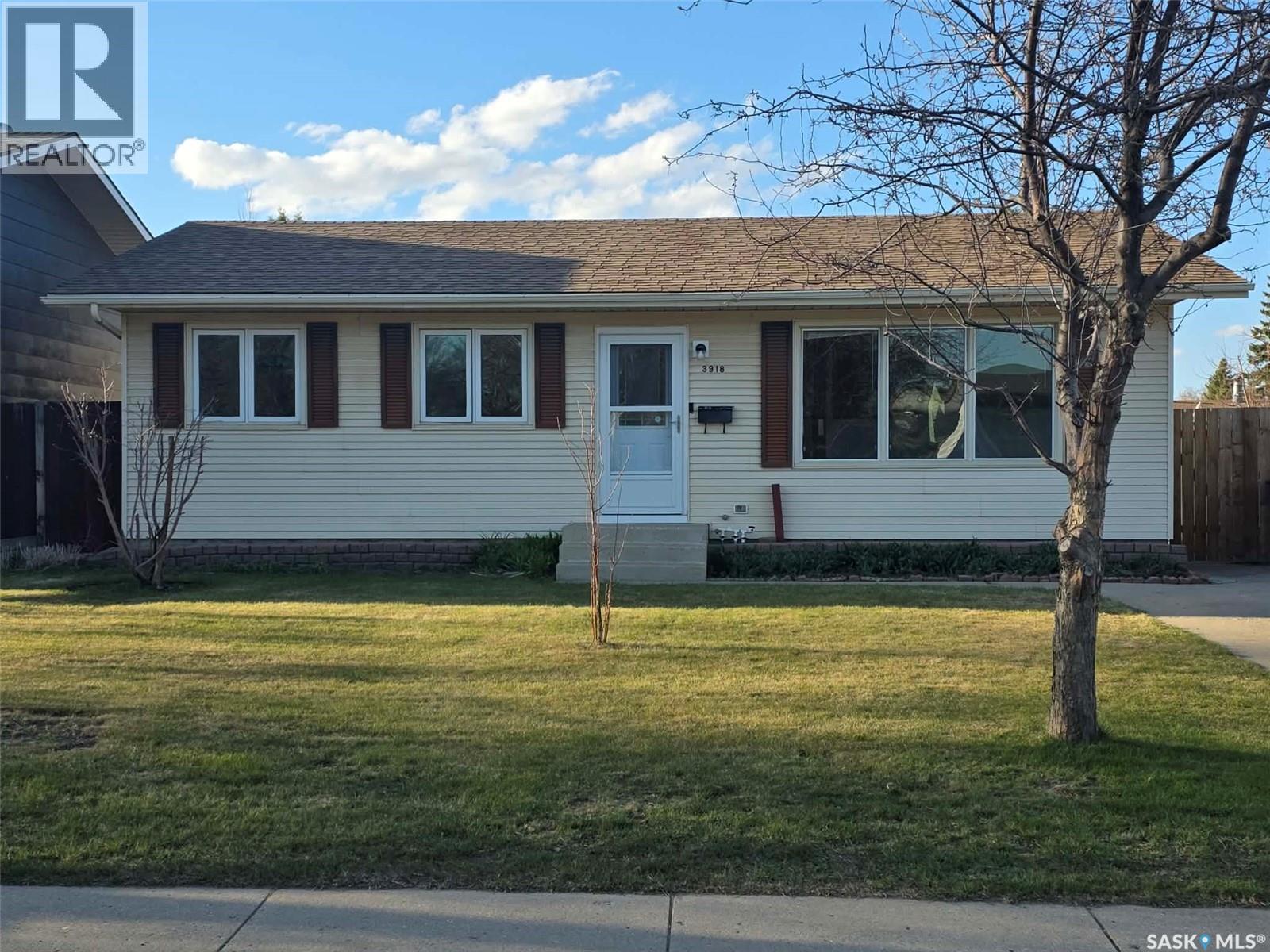3918 Centennial DRIVE
