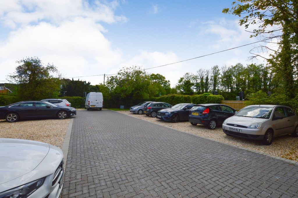 Additional image 8 of 14 bed flat for saleMilkingpen Lane, Old Basing, Basingstoke RG24