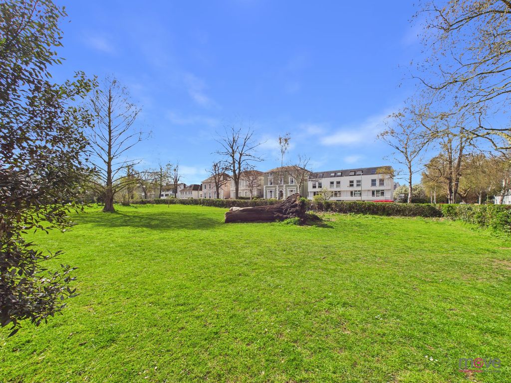 Additional image 10 of 2 bed flat for salePittville Crescent, Cheltenham GL52