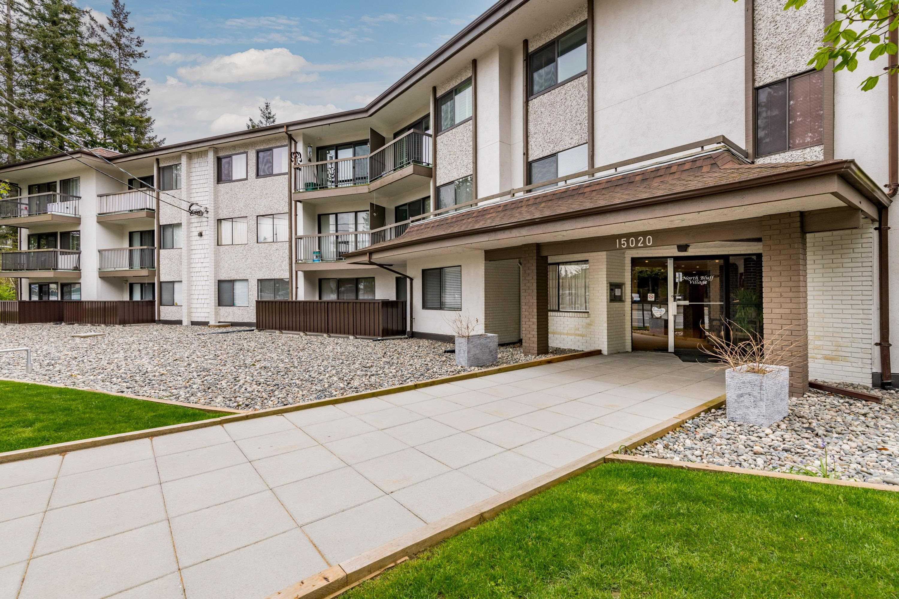 218-15020 North Bluff Road, White Rock, BC, V4B 5A4