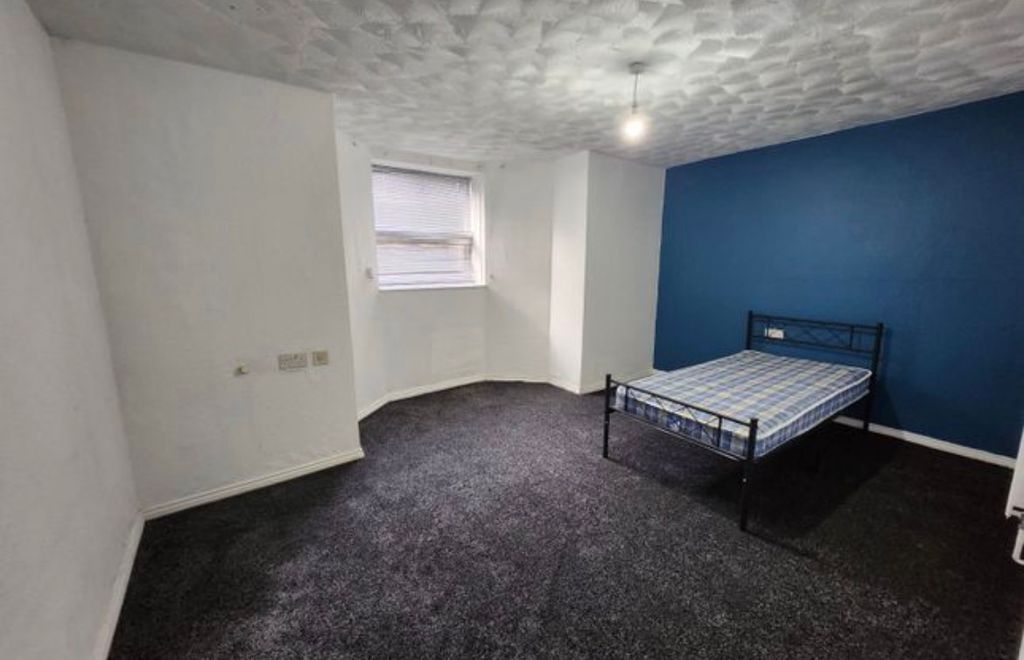 Additional image 18 of 13 bed shared accommodation to rentLittle Horton Lane, Bradford BD5