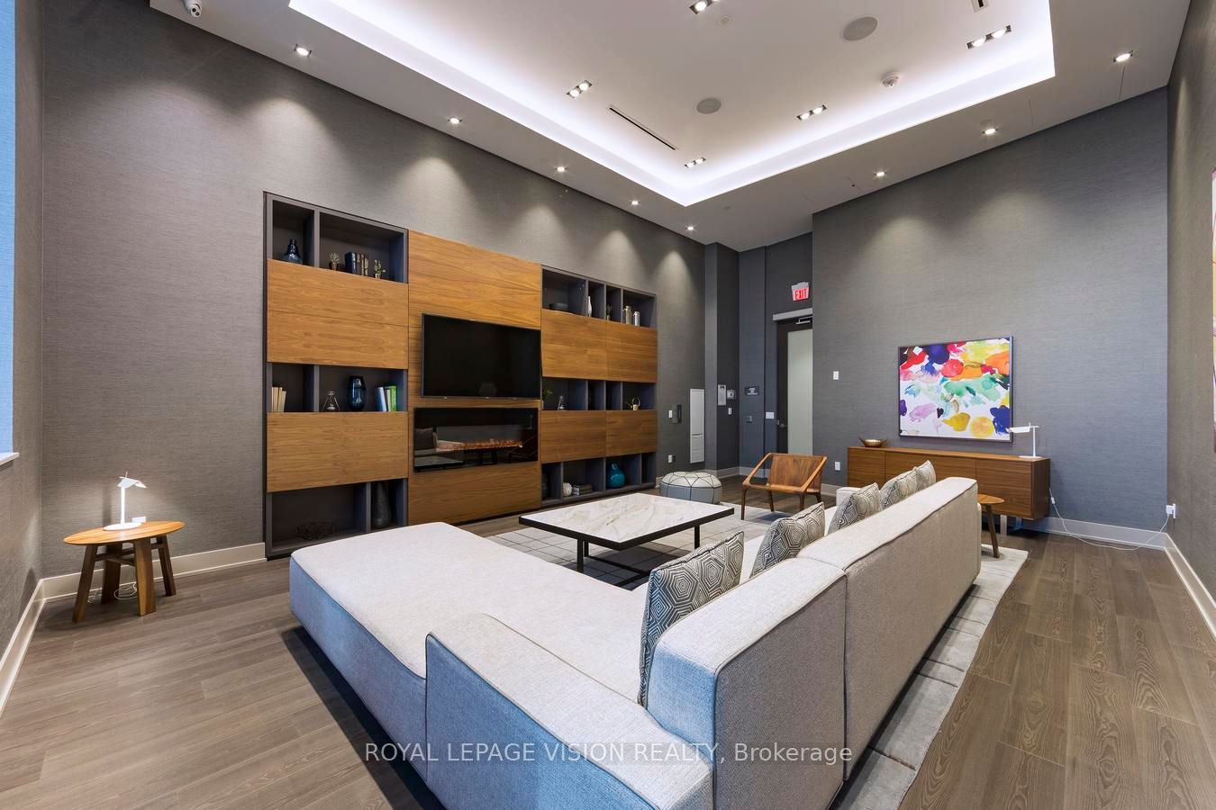 Additional image 3 of 1006-10 York Street, Toronto, ON, M5J 2Z2