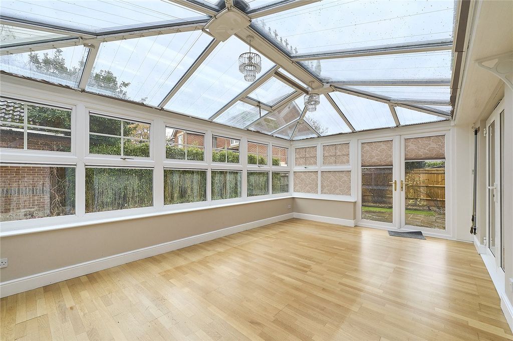 Additional image 23 of 4 bed detached house to rentSaint Andrews Gardens, Cobham, Surrey KT11