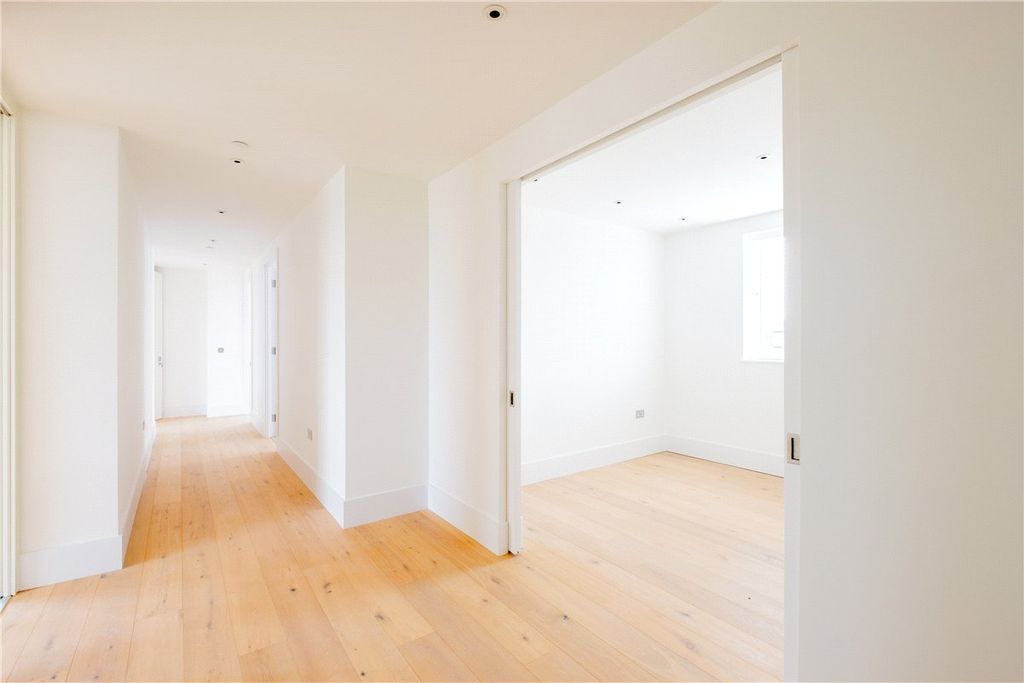 Additional image 3 of 3 bed flat to rentGranville Court, Granville Road, Bath, Somerset BA1
