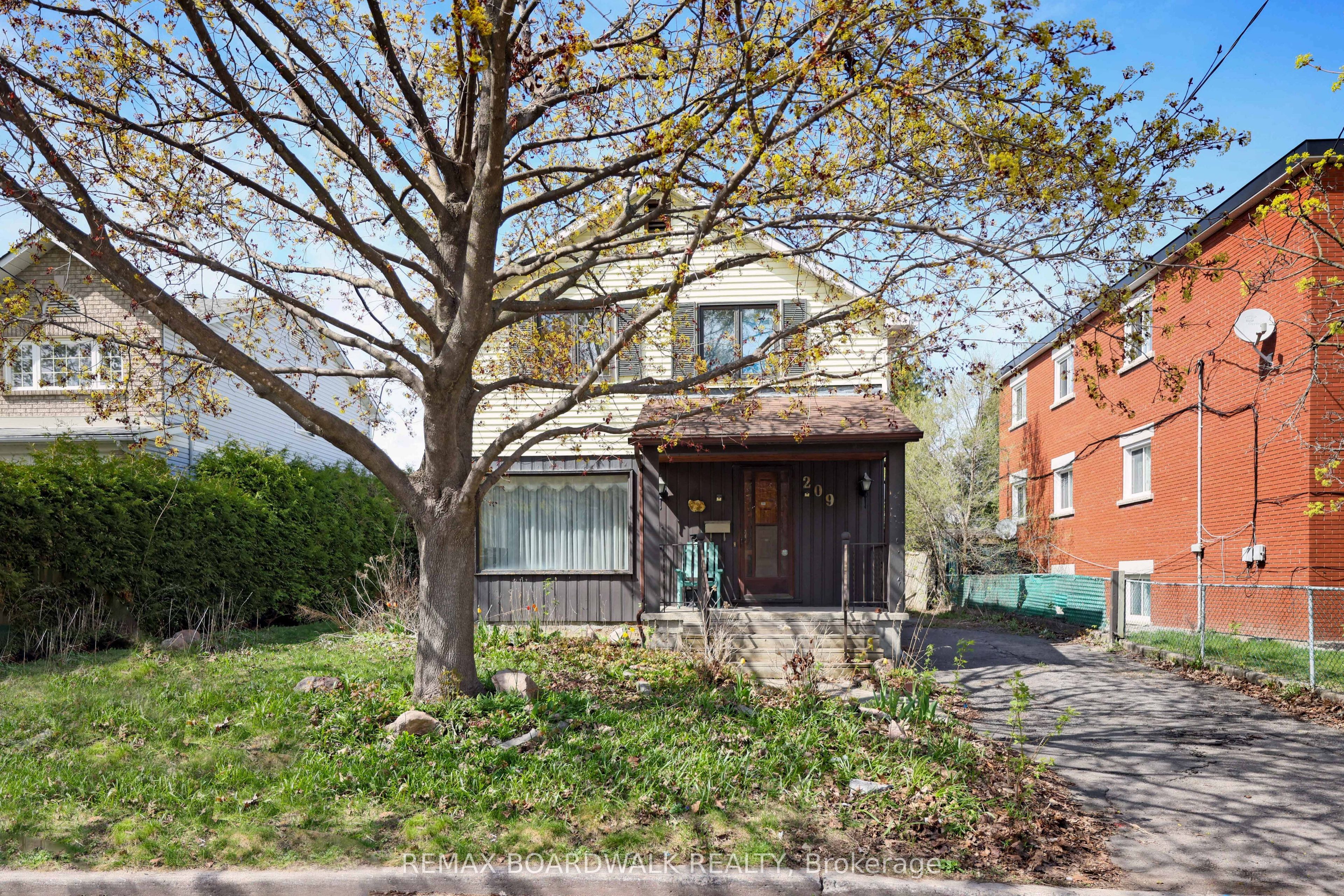 Additional image 3 of 209 Glynn Avenue, Ottawa, ON, K1K 1S4