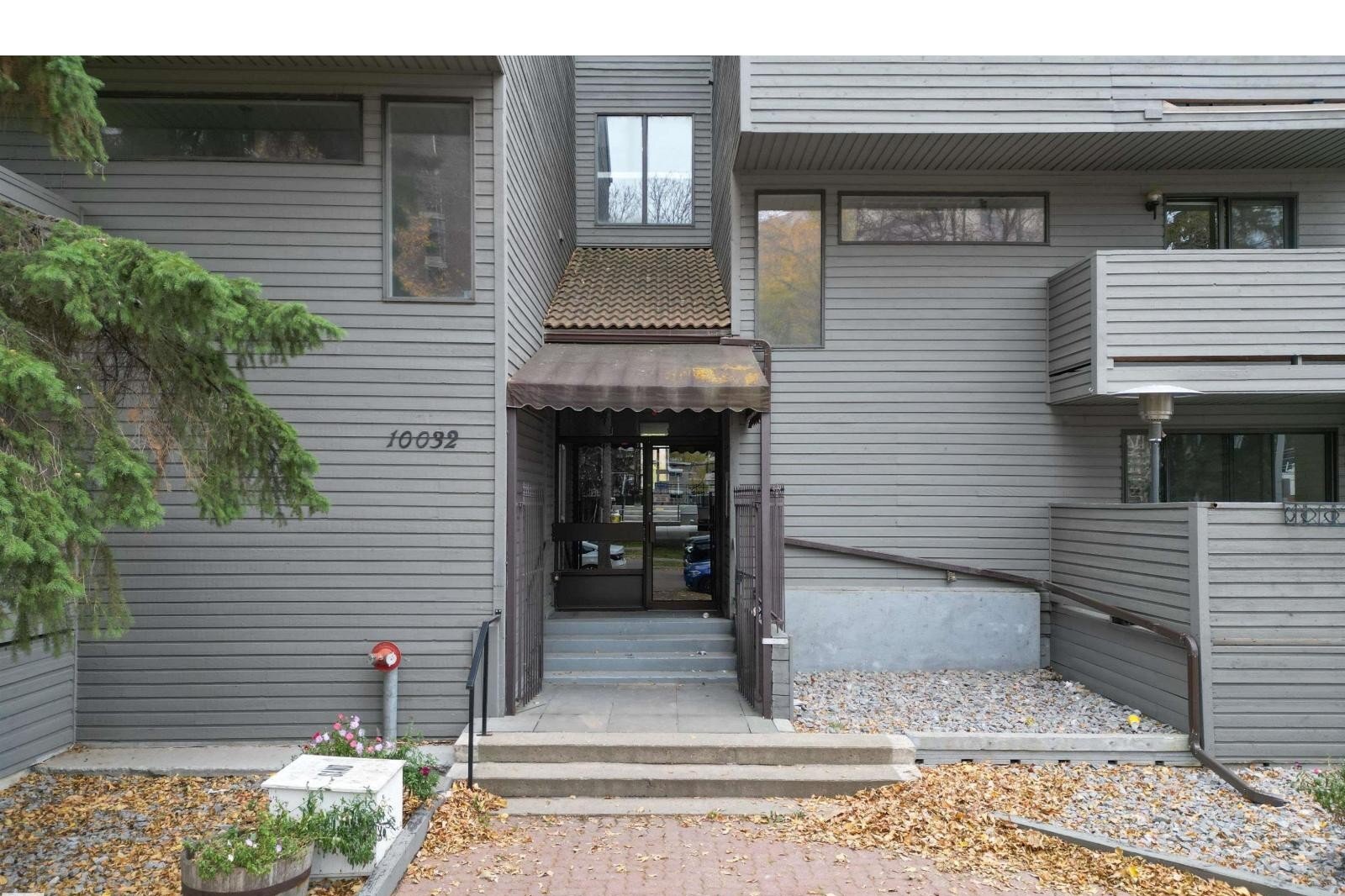 Additional image 7 of 1-10032 113 Street NW, Edmonton, AB, T5K1N8