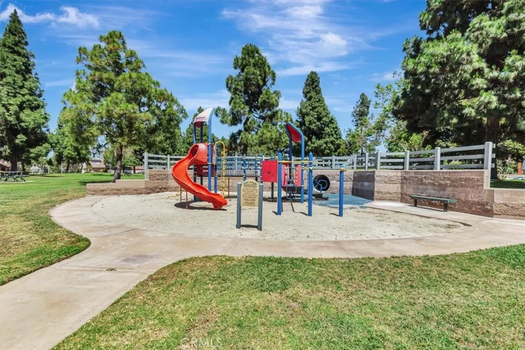 Additional image 40 of 1104 Dennis Drive, Costa Mesa, CA 92626