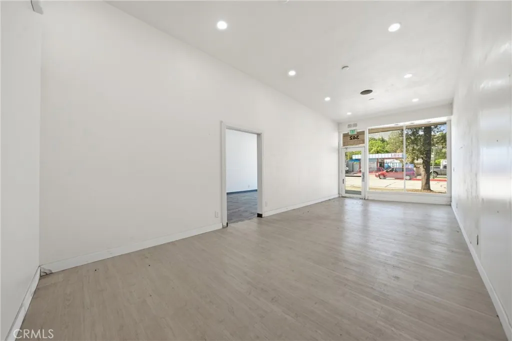Additional image 10 of 340 E Foothill Blvd, Arcadia, CA 91006