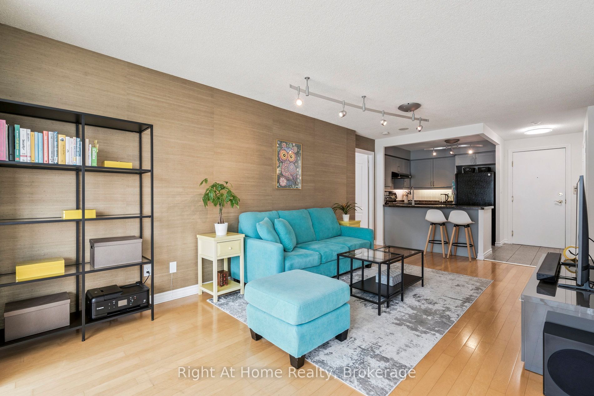 Additional image 4 of 605-2111 Lake Shore Boulevard W, Toronto, ON, M8V 4B2