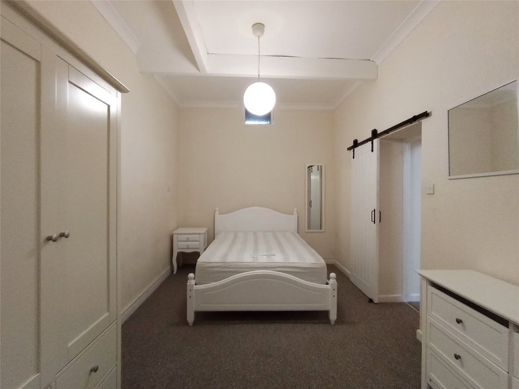 Additional image 6 of 1 bed flat to rentCourt Flat Paragon Court, The Paragon, Tenby, Pembrokeshire SA70