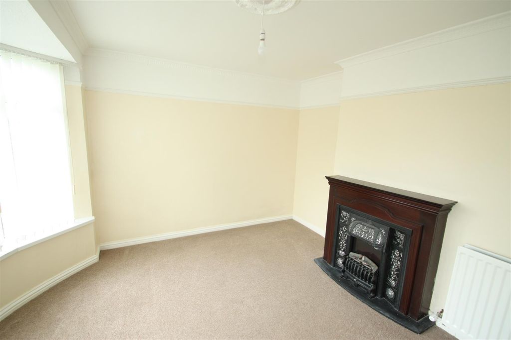 Additional image 2 of 3 bed end terrace house to rent30 Croob Park, Ballynahinch BT24