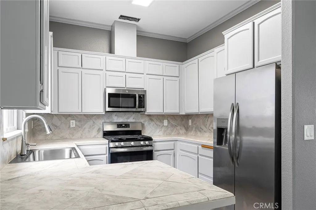 Additional image 11 of 2061 Rochester Dr, Chico, CA 95928