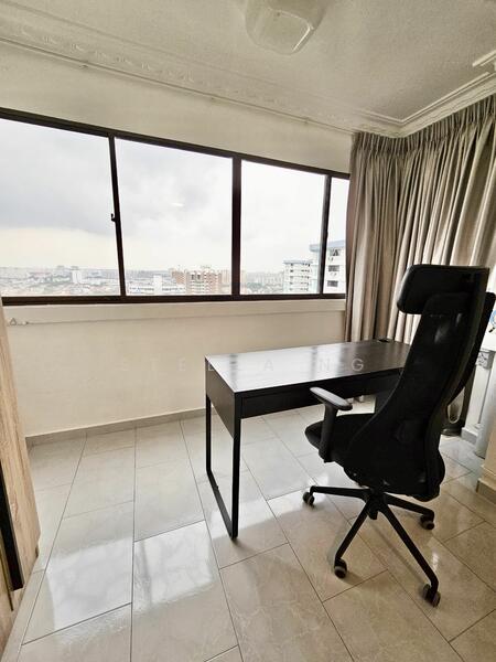 5000J Marine Parade Road photo 3