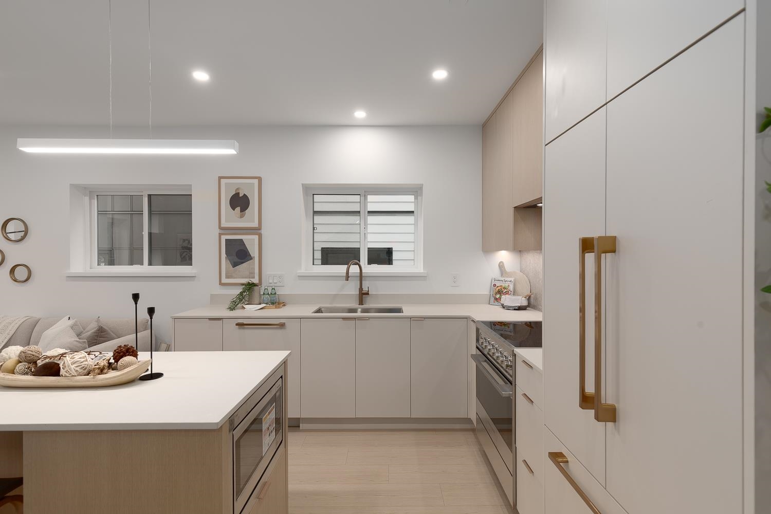 Additional image 2 of 203-2329 34th Avenue E, Vancouver, BC, V5R 2S6