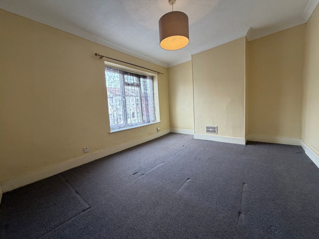 Additional image 3 of 2 bed terraced house to rentLeyton Road, Southampton SO14