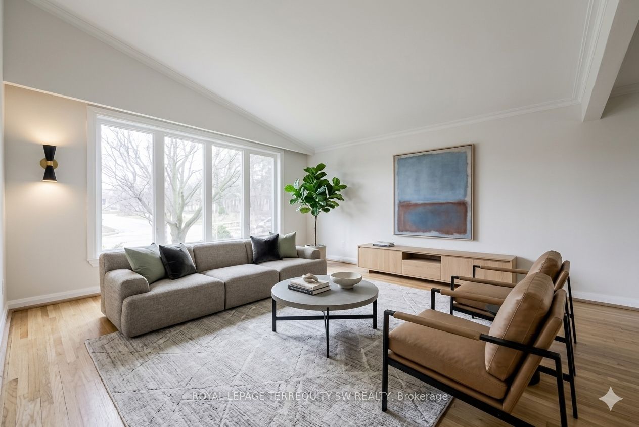 Additional image 3 of 35 Euphrasia Drive, Toronto, ON, M6B 3V8