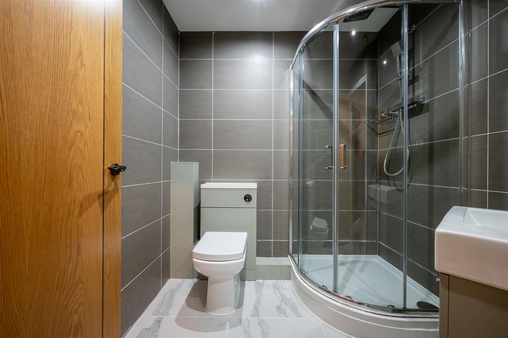 Additional image 14 of 3 bed flat for salePorter Brook View, Sheffield S11