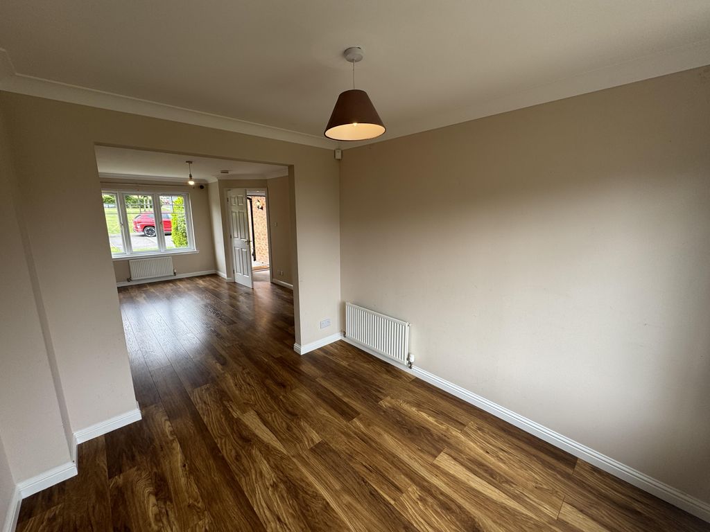 Additional image 8 of 4 bed detached house to rent52 St. Martin Crescent, Dundee DD3