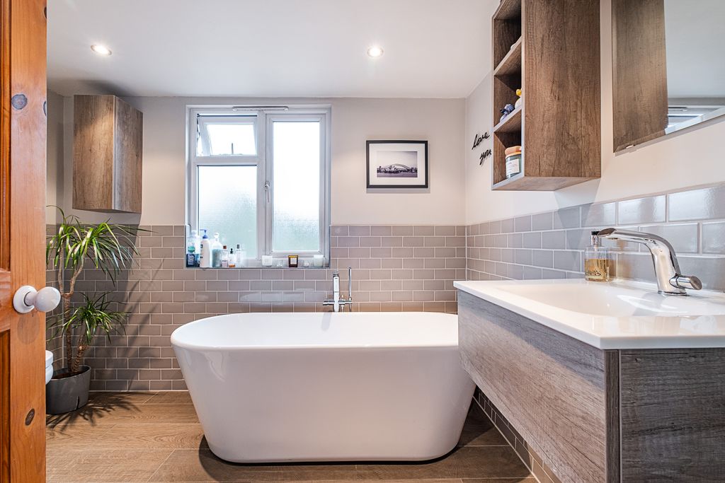 Additional image 10 of 4 bed terraced house for saleEarlsfield Road, London SW18