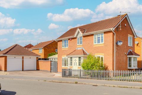 Pendragon Way, Leicester Forest East LE3