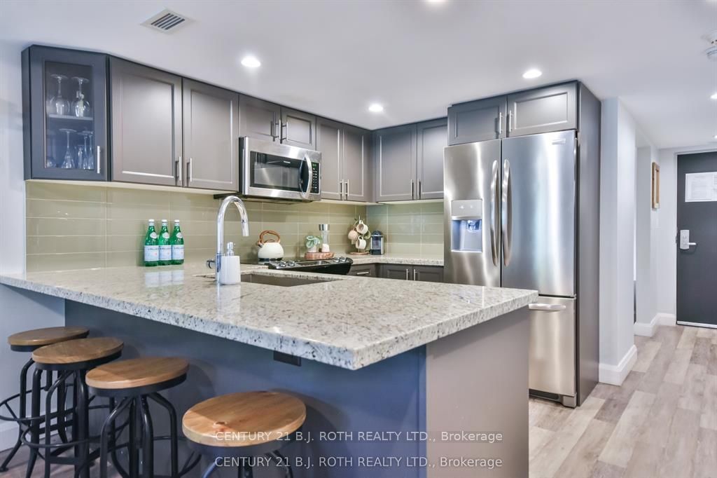 Additional image 3 of 406-80 Horseshoe Boulevard, Oro-medonte, ON, L4M 4Y8