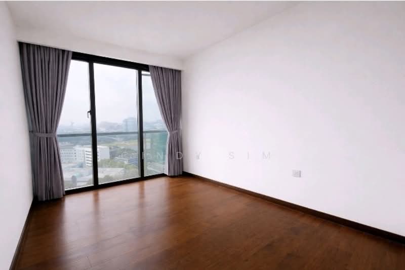 61 Normanton Park photo 5