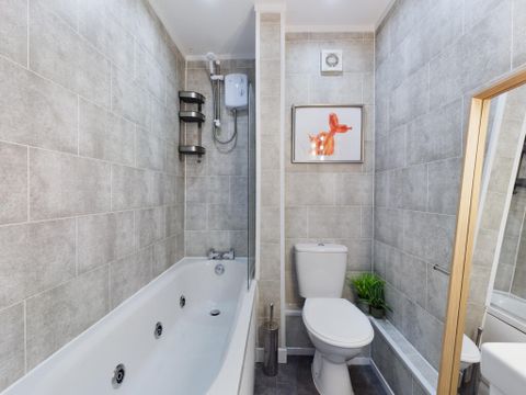Empress Road, Liverpool L7, Room to rent