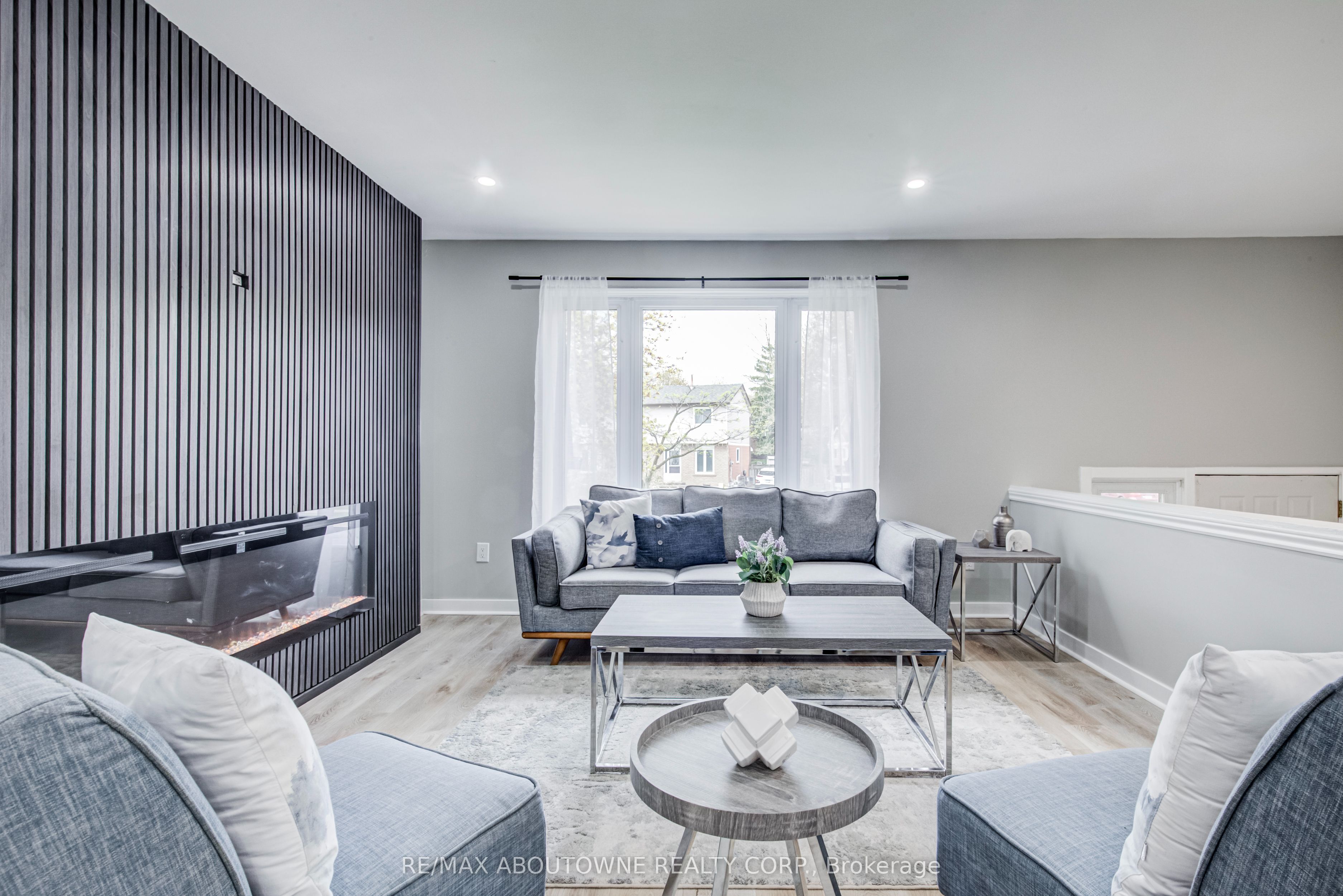 Additional image 6 of 2367 Middlesmoor Crescent, Burlington, ON, L7P 3X4