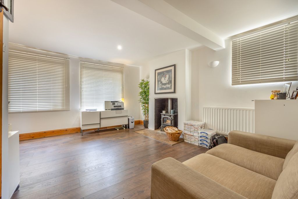 Additional image 7 of 5 bed country house to rentChilson Hill, Oxfordshire OX7