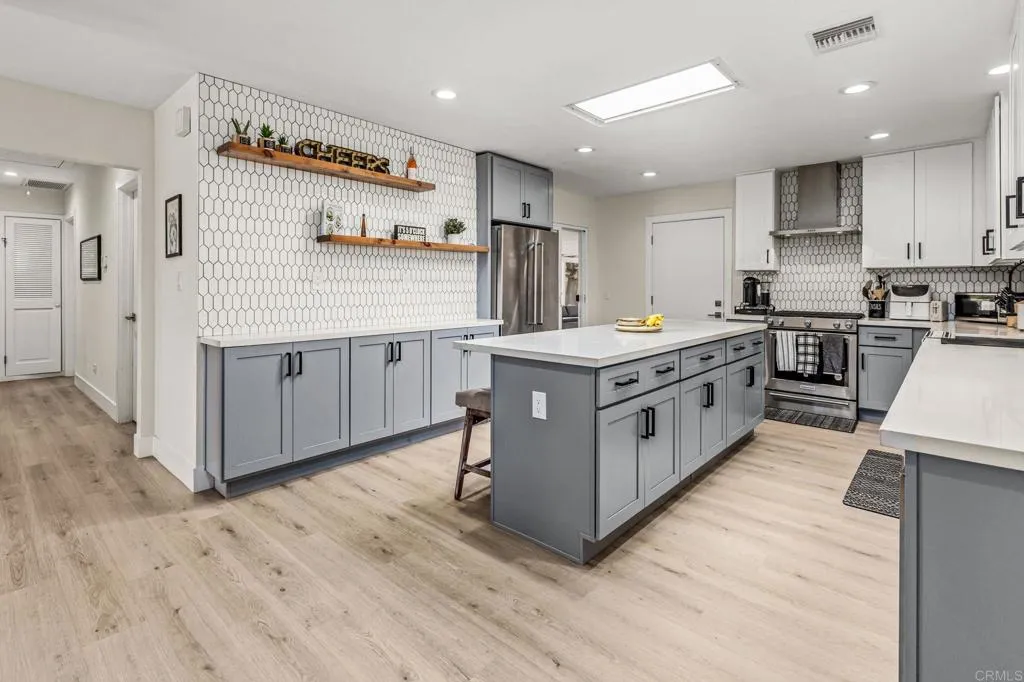 Additional image 42 of 3851 Curtis Street, San Diego, CA 92110