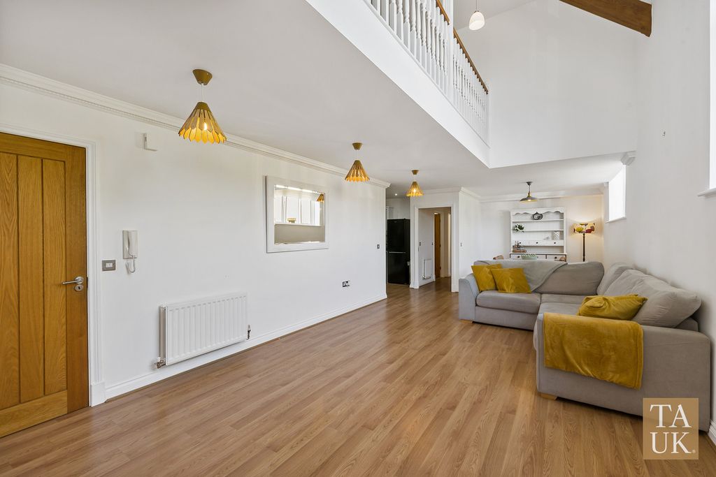 Additional image 5 of 3 bed flat for saleGrammar School Court, Ormskirk L39