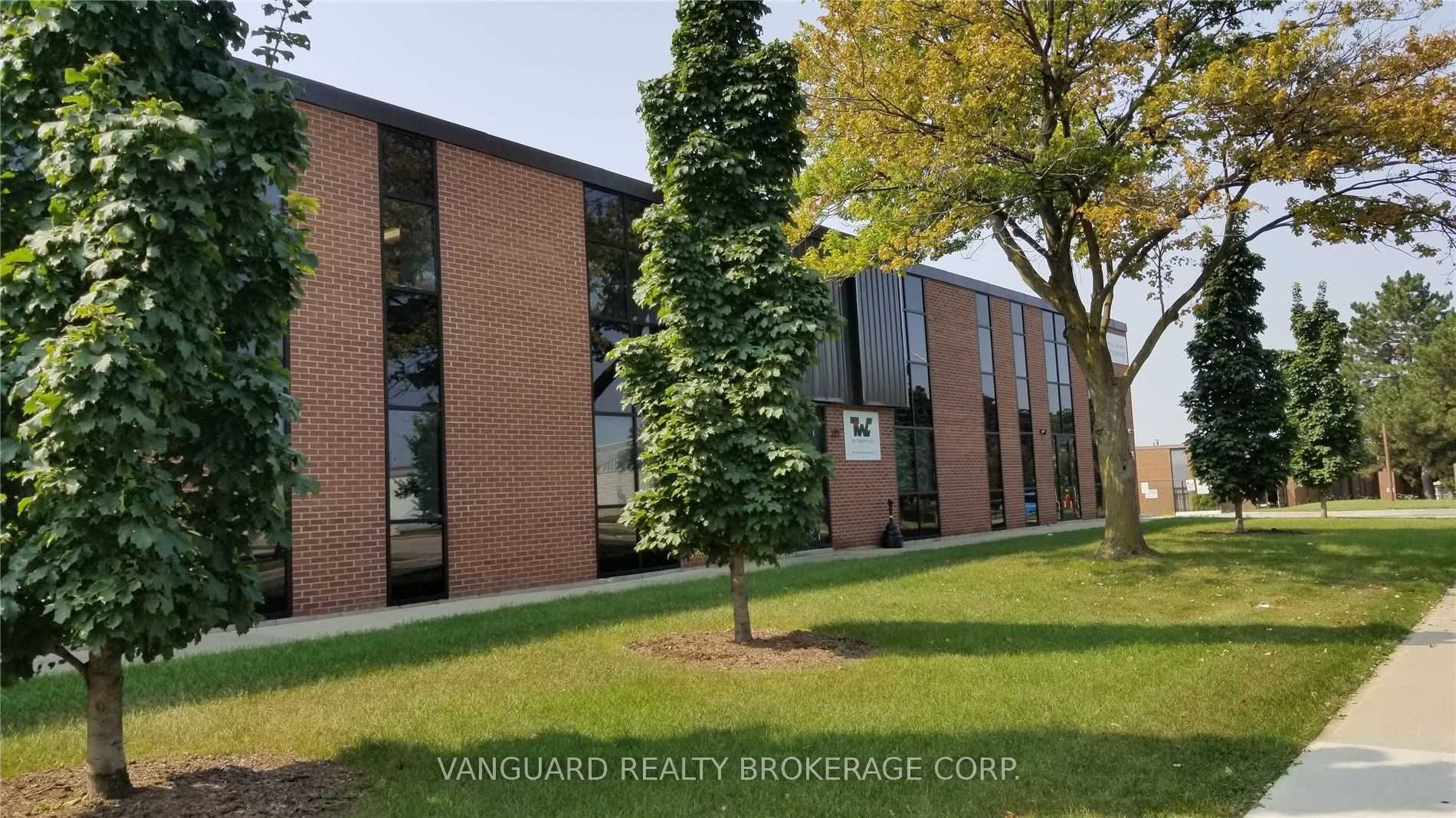 2-375 Canarctic Drive, Toronto, ON, M3J 2P9