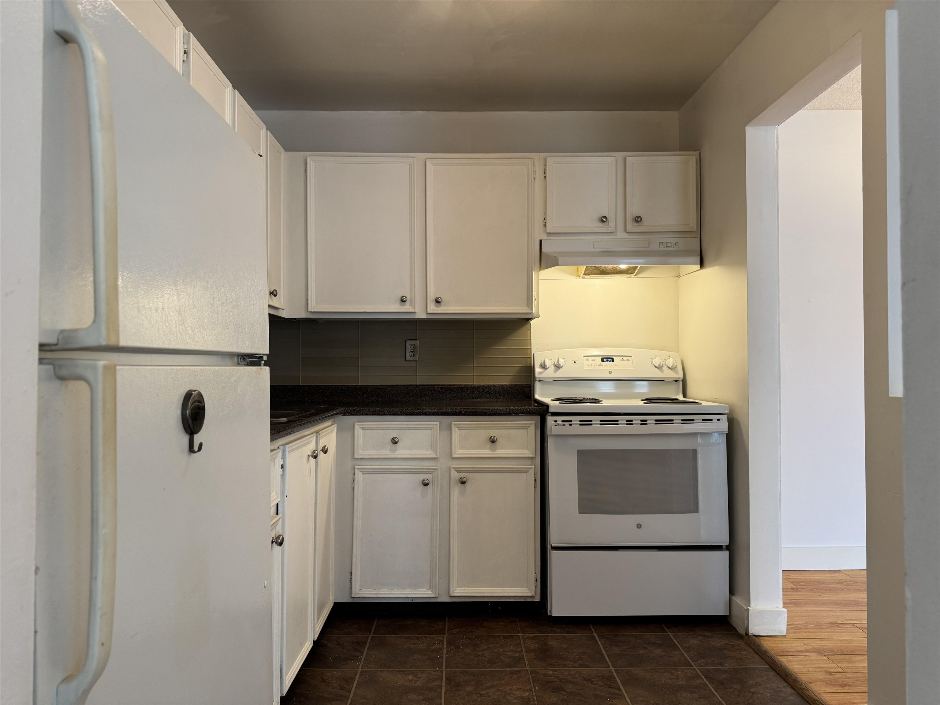 Additional image 3 of 229-32850 George Ferguson Way, Abbotsford, BC, V2S 7K1