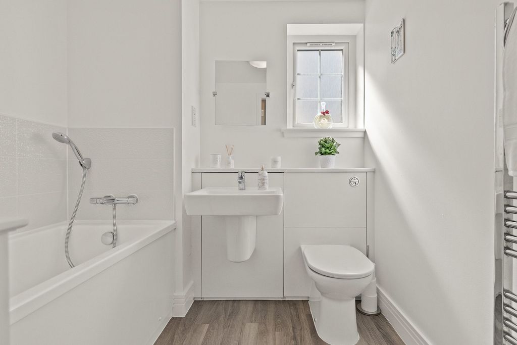 Additional image 13 of 2 bed flat for saleAllan Walk, Bridge Of Allan FK9