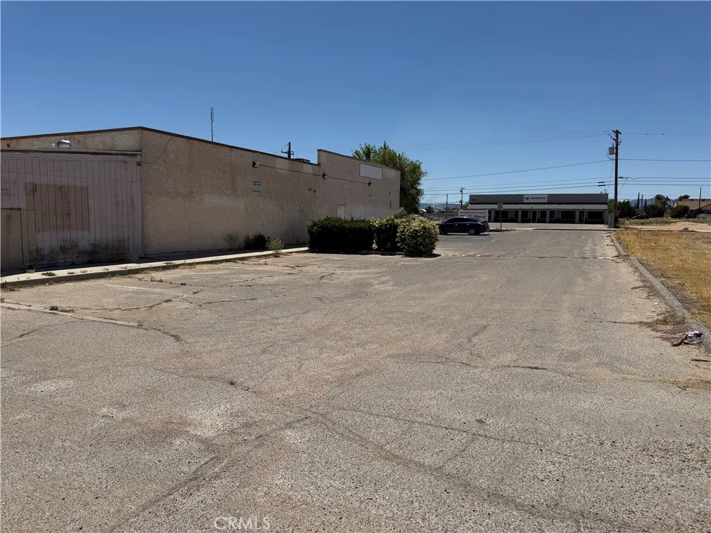 Additional image 24 of 16050 Walnut St, Hesperia, CA 92345