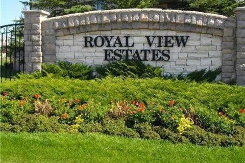 Additional image 7 of 42 Royal Crest Point NW, Calgary, AB, T3G5W5