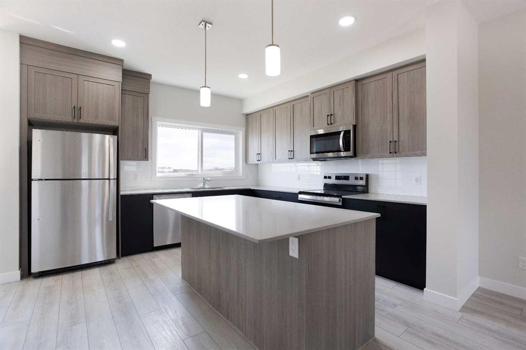 Additional image 4 of 313 Cobblestone Gate SW, Airdrie, AB, T4B 5W4